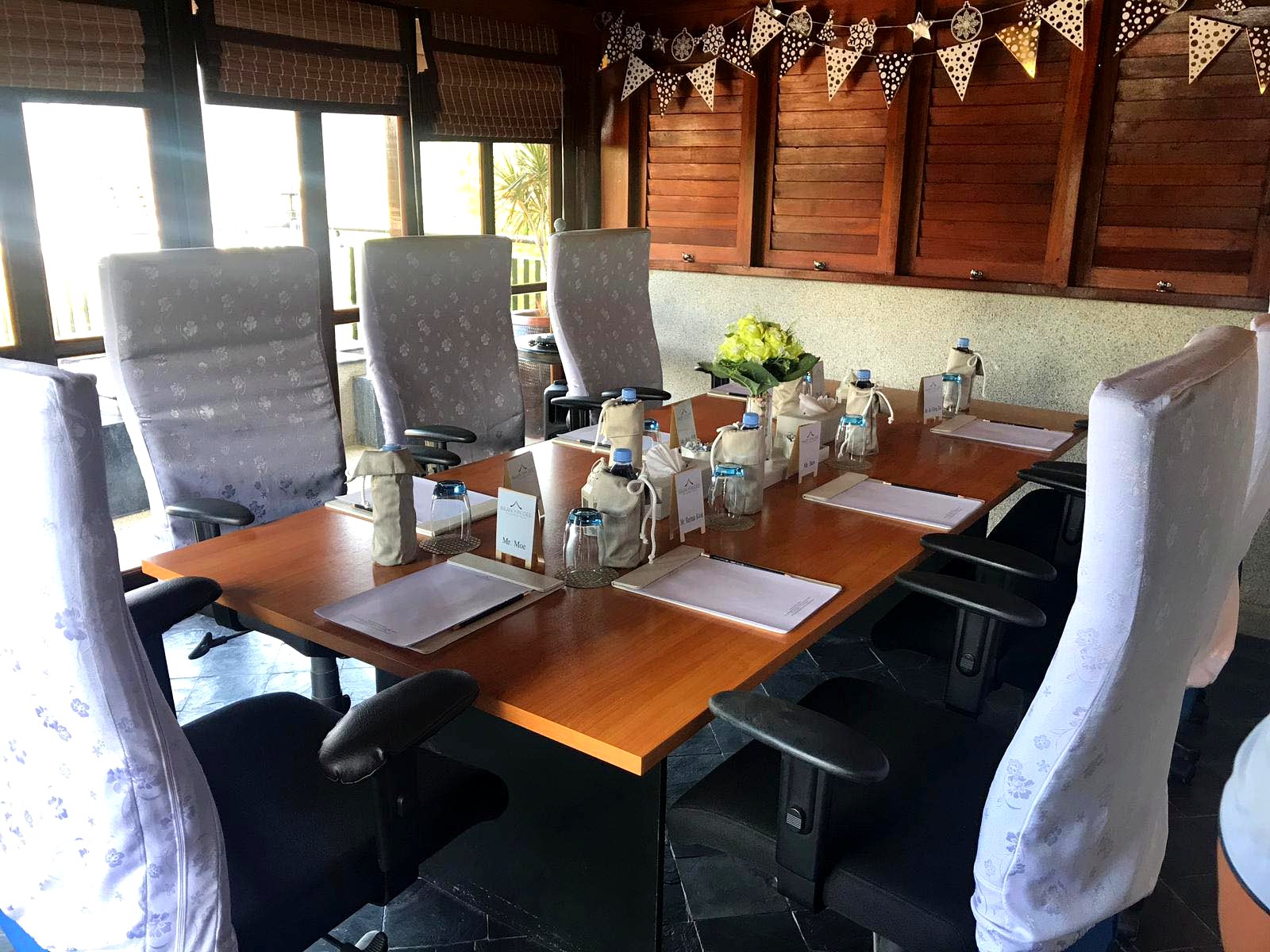 Meeting room with sea view